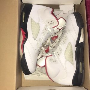 Air Jordan 5 Retro